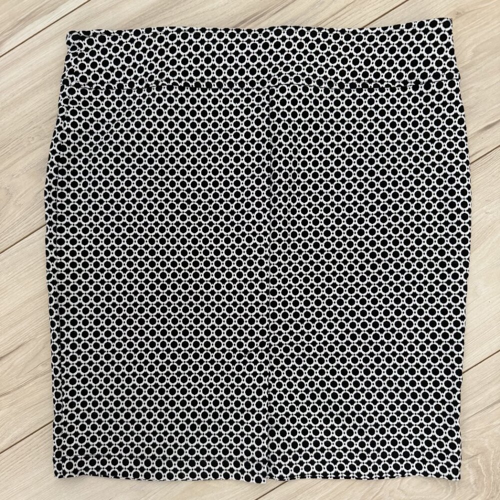 Soho Apparel Ltd. Black & White Short Stretchy Skirt Business Casual Sz XL - Picture 2 of 3